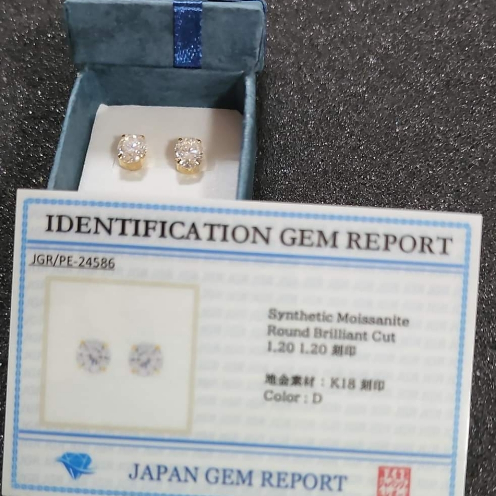 Moissanite 18k Japan Gold Earrings